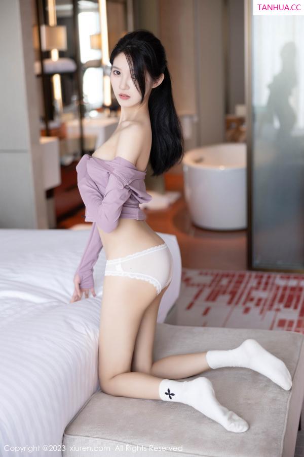 程程程  [XiuRen]高清写真图 2023.09.25 No.7438 程程程- 运动美腿第68张图片